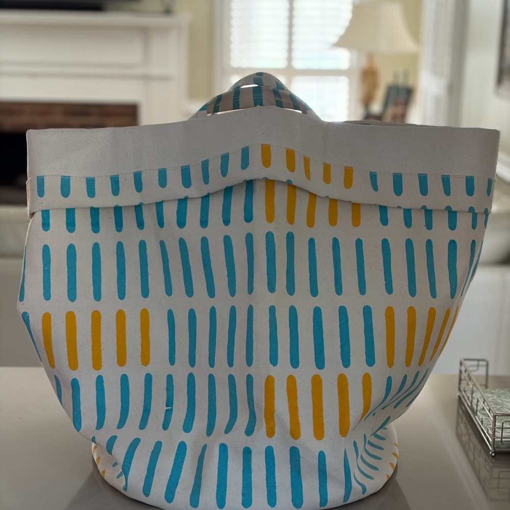 Cynthia Rowley Cotton Canvas Beach Laundry Storage Carry All 16”x23” Cute NWT